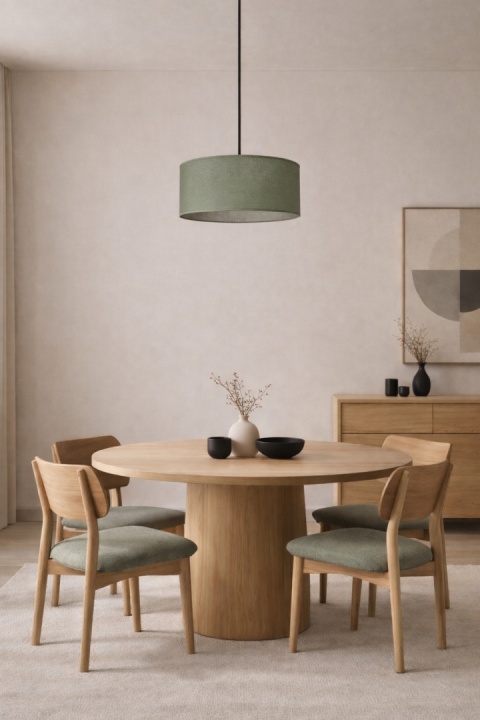lampa wisząca japandi zielona Maika Midori nad stołem w jadalni