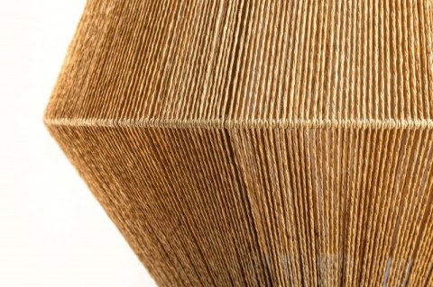 Lampa wisząca rattanowa Asa – zbliżenie struktury plecionki