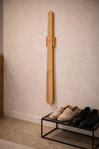 Magnetyczna łyżka do butów drewniana Sori 55 cm