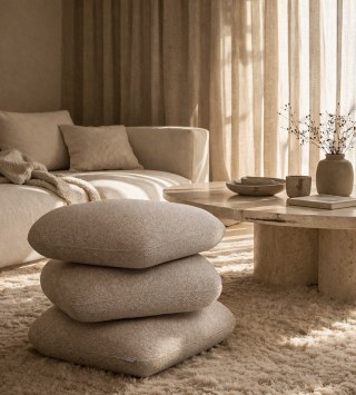 Tapicerowana pufa boucle japandi 54x54 cm Kibo